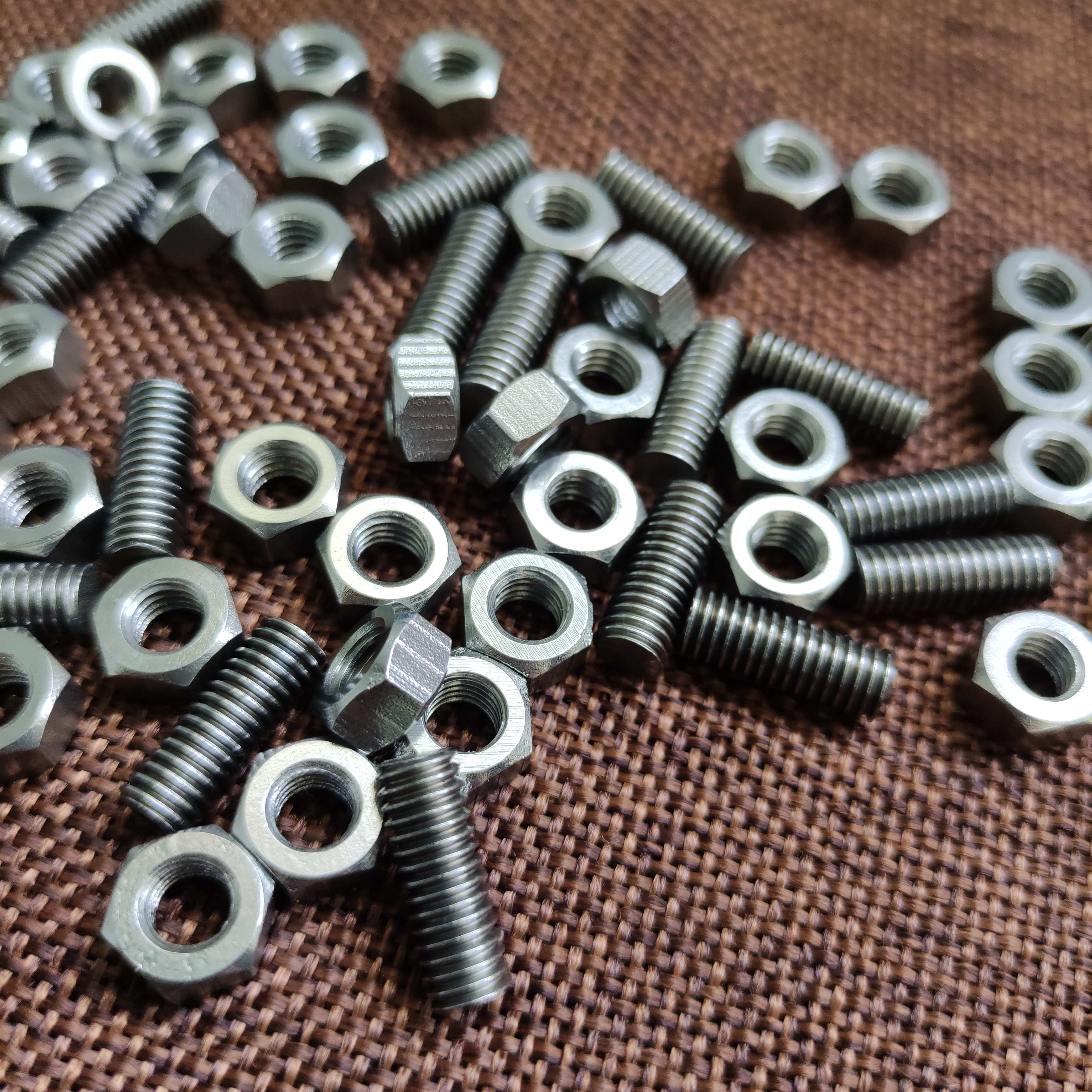 molybdenum bolts m.hk-tb.cn